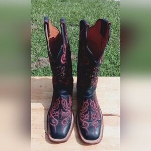 LUCCHESE  Western  Boots Womens  Black Pink Embroidered Studded Square Toe Sz 9